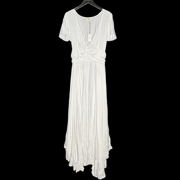 Coven and Co XL NEW Halo Gown Bump Friendly White Romantic Soft Flowy - Picture 2 of 15